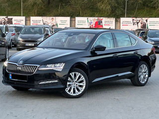 Skoda Superb foto 4