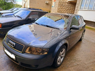 Audi A4 foto 2