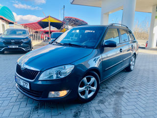 Skoda Fabia foto 2