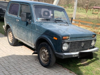 Niva 2121  205/70/R16 foto 2