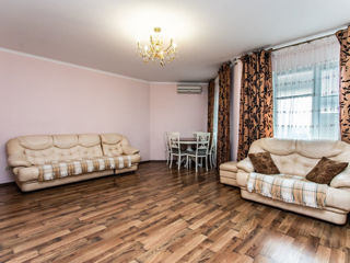 2-х комнатная квартира, 102 м², Центр, Кишинёв фото 4