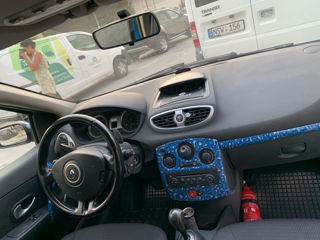 Renault Clio foto 4