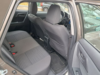 Toyota Auris foto 10