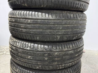 225 60 r18 Pirelli foto 0