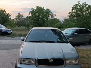 Skoda Octavia foto 1