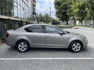 Skoda Octavia foto 3