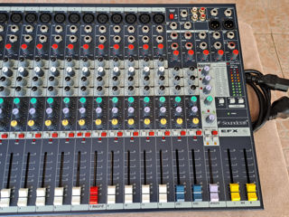 Mixer Soundcraft EFX 12