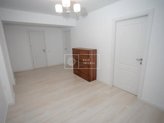 Apartament cu 2 camere, 86 m², Sculeni, Chișinău foto 13