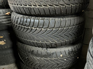 Goodyear Ultragrip  225/55 R 16