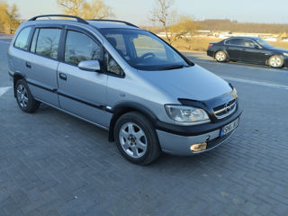 Opel Zafira foto 6