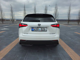 Lexus NX Series foto 4