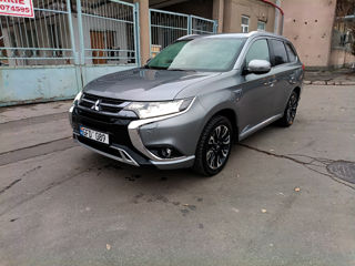 Mitsubishi Outlander foto 9