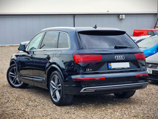 Audi Q7 e-tron foto 4