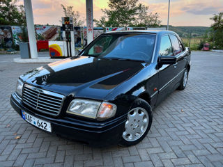 Mercedes C-Class