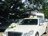 Pretul de la 65€/zi Mercedes E Class foto 3