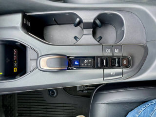 Toyota Crown foto 8
