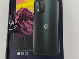 Motorola E13 8/128 GB nou. foto 3