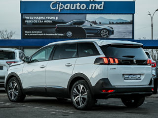 Peugeot 5008 foto 2