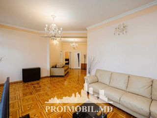 Apartament cu 2 camere, 116 m², Centru, Chișinău foto 4