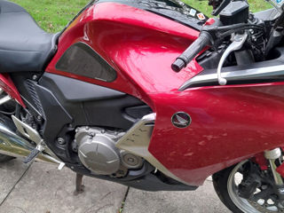 Honda VFR 1200F foto 5