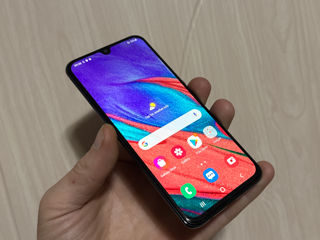 Samsung A40 ! 64GB