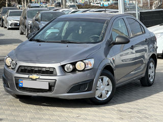 Chevrolet Aveo foto 3