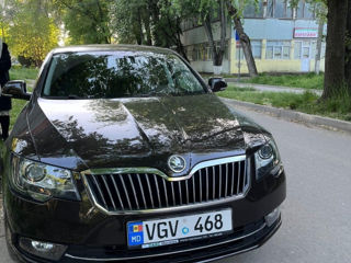 Skoda Superb foto 3