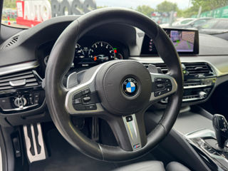 BMW 5 Series foto 12