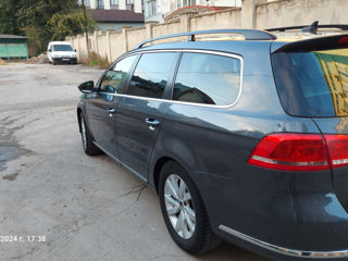 Volkswagen Passat foto 8