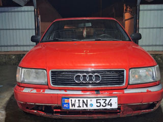 Audi 100