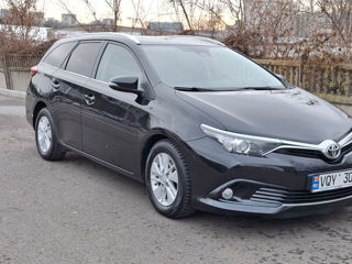 Toyota Auris foto 2