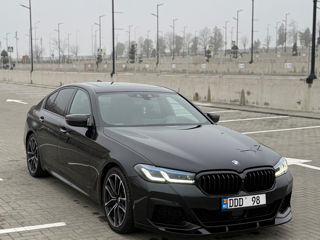 BMW 5 Series foto 3