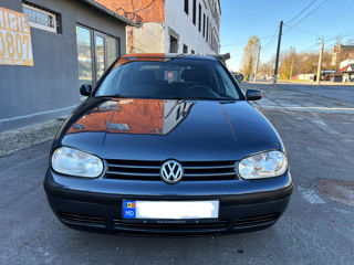 Volkswagen Golf foto 2