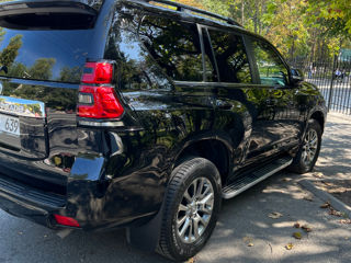 Toyota Land Cruiser Prado foto 10