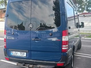 Mercedes Sprinter 319 2010 foto 3