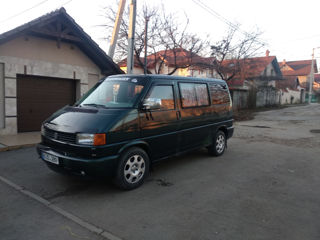 Volkswagen Transporter foto 2