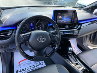 Toyota C-HR фото 6