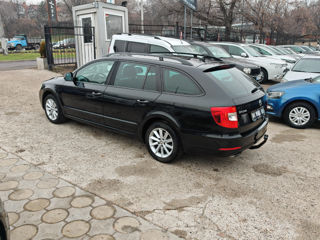 Skoda Superb foto 8