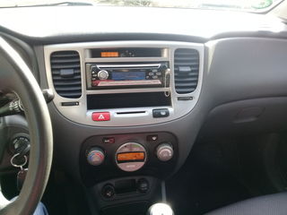 KIA Rio foto 5