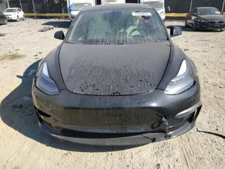 Tesla Model 3 foto 2