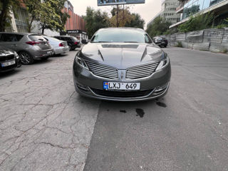 Lincoln MKZ foto 2