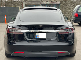 Tesla Model S foto 6