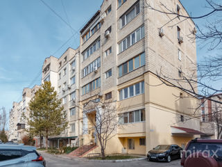 Apartament cu 4 camere, 127 m², Râșcani, Chișinău foto 19