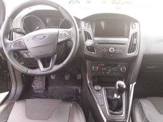 Ford Focus foto 6