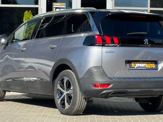 Peugeot 5008 foto 4