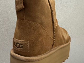 UGG mărimea 39, originale foto 2