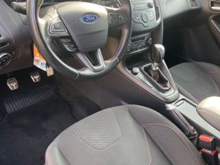 Ford Focus foto 8