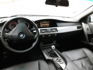 BMW 5 Series foto 4