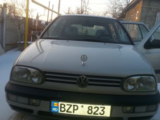 Volkswagen Golf foto 4