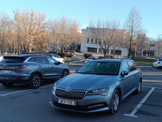 Skoda Superb foto 3